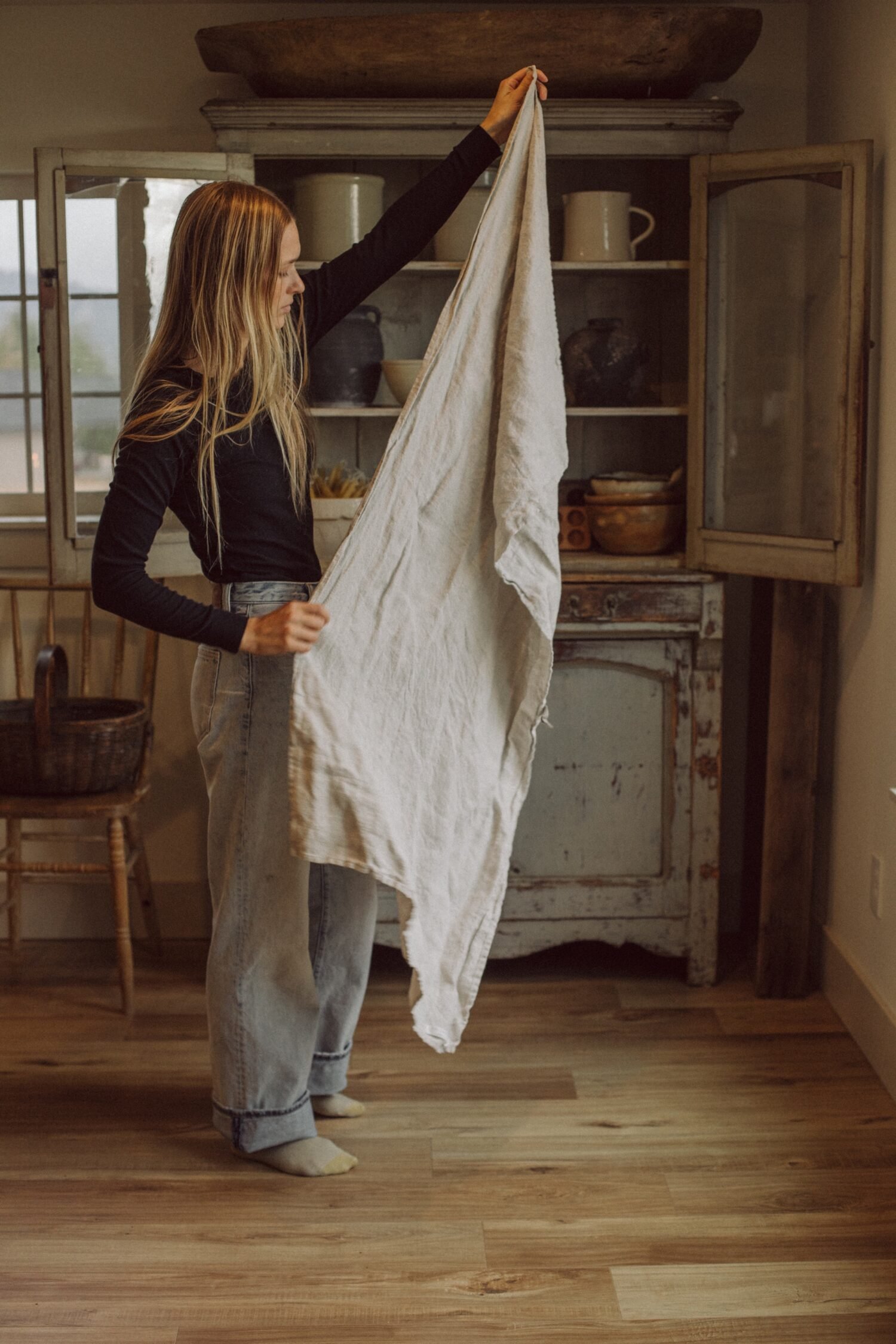 Linen Chambray Towel by Fog Linen Work | Natural (Large) - Image 2